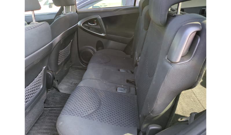 2012 Toyota Vanguard 240S S package image-9