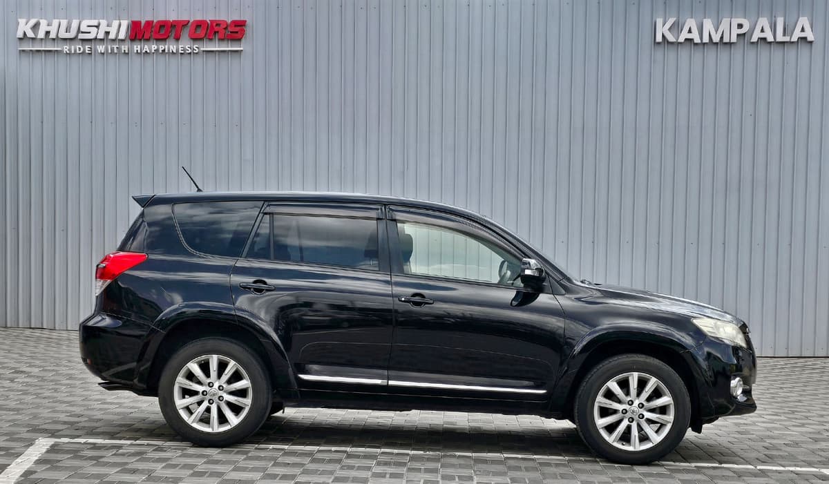 2012 Toyota Vanguard 240S S package image-13