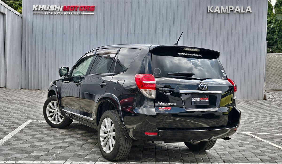 2012 Toyota Vanguard 240S S package image-16