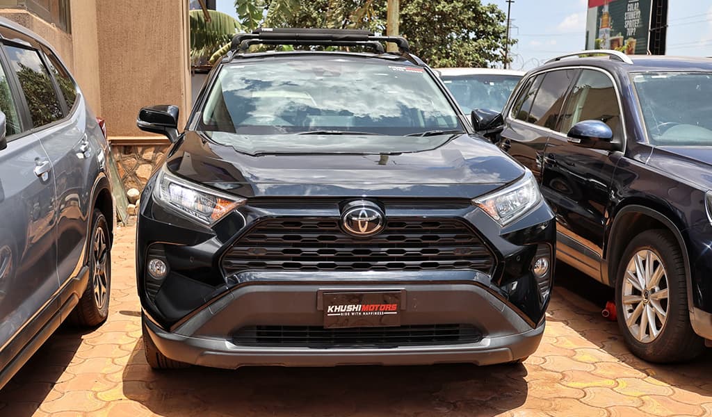 2019 Toyota RAV4 image-17