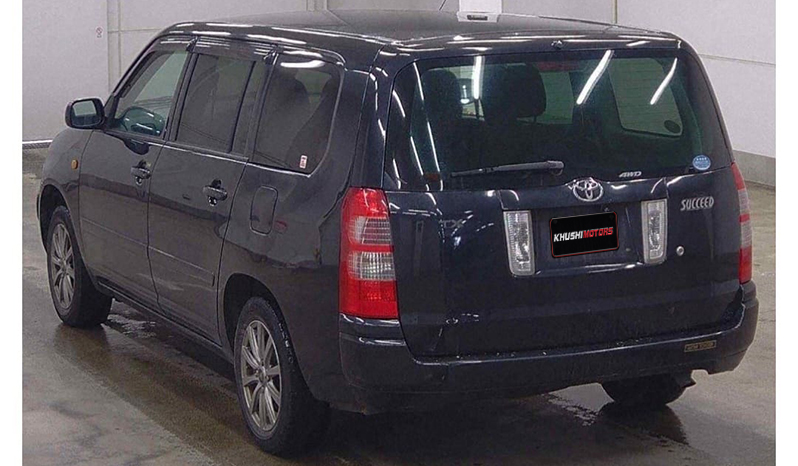 2010 Toyota Probox image-2