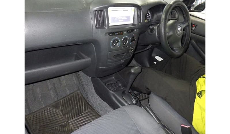 2012 Toyota Probox image-6