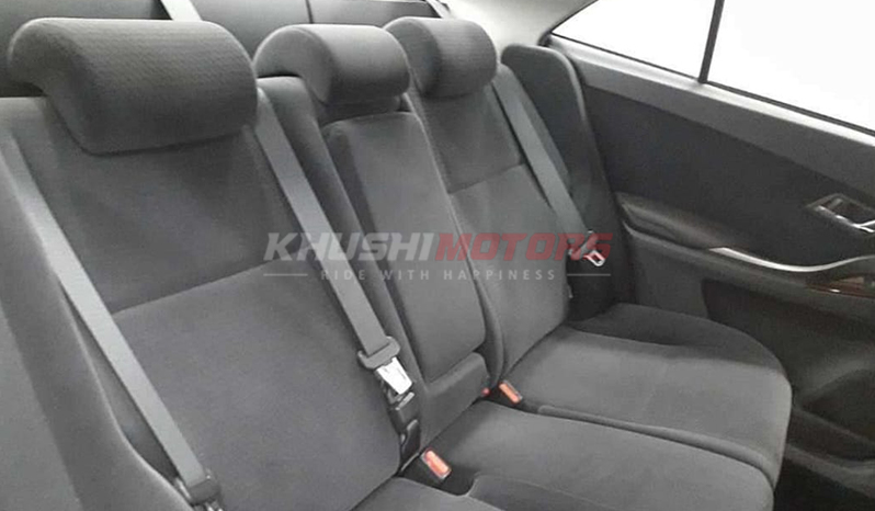 2015 Toyota Premio image-2