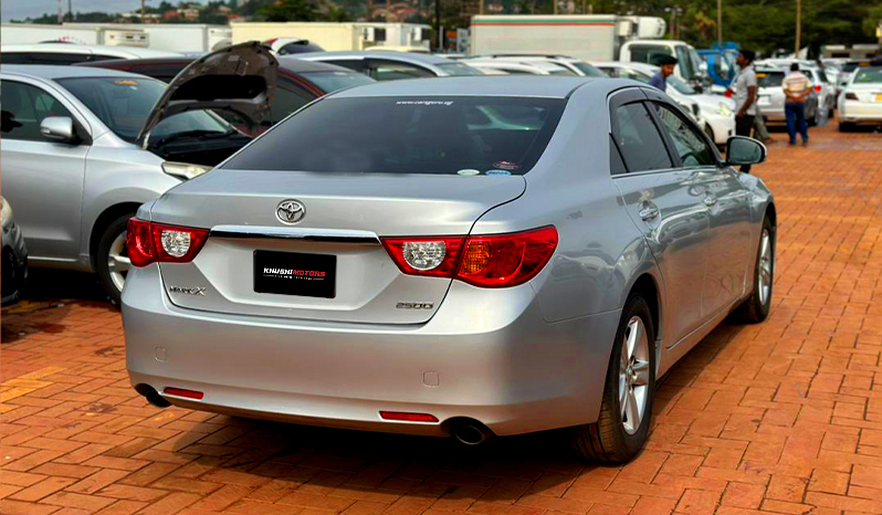 2010 Toyota Mark X image-8