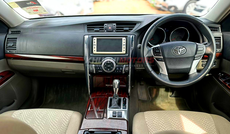 2010 Toyota Mark X image-13