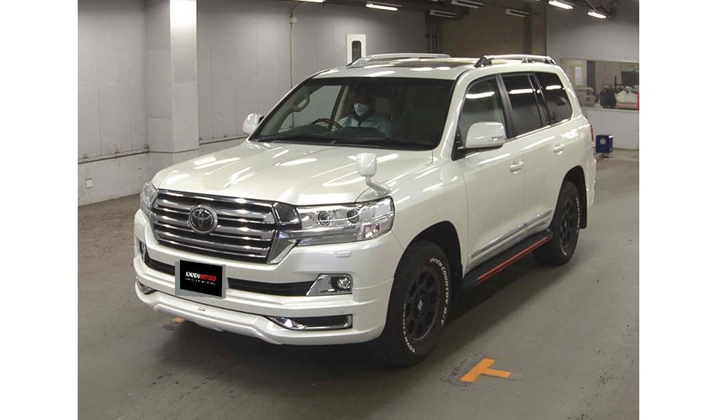 2018 Toyota Land Cruiser 200 image-3