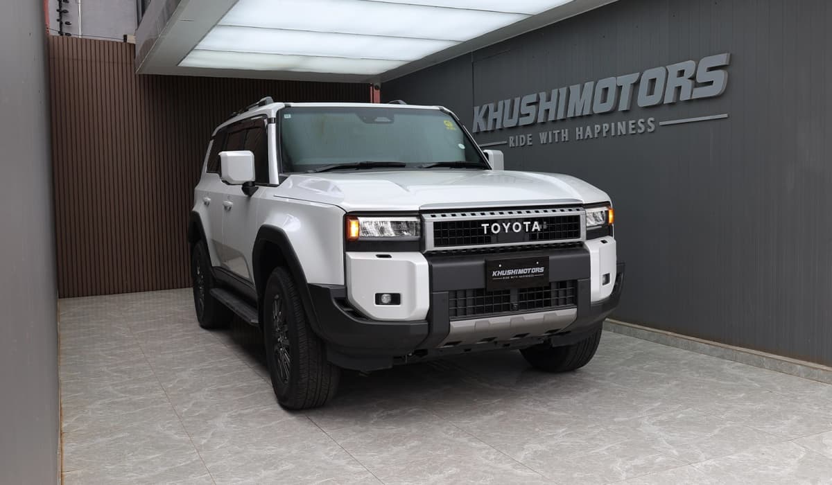2024 Toyota Land Cruiser 250 VX image-1