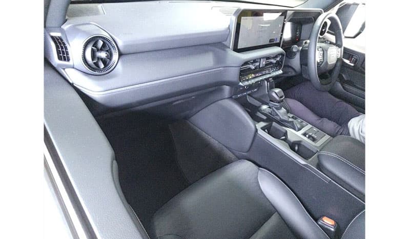 2024 Toyota Land Cruiser 250 VX image-3