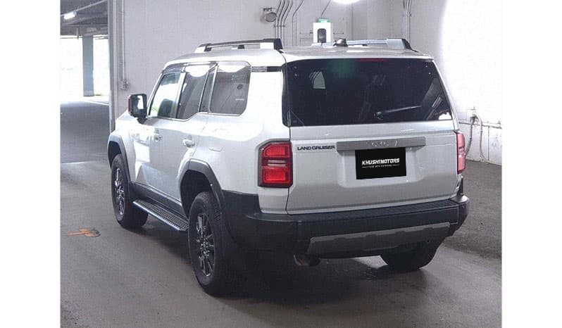 2024 Toyota Land Cruiser 250 VX image-5