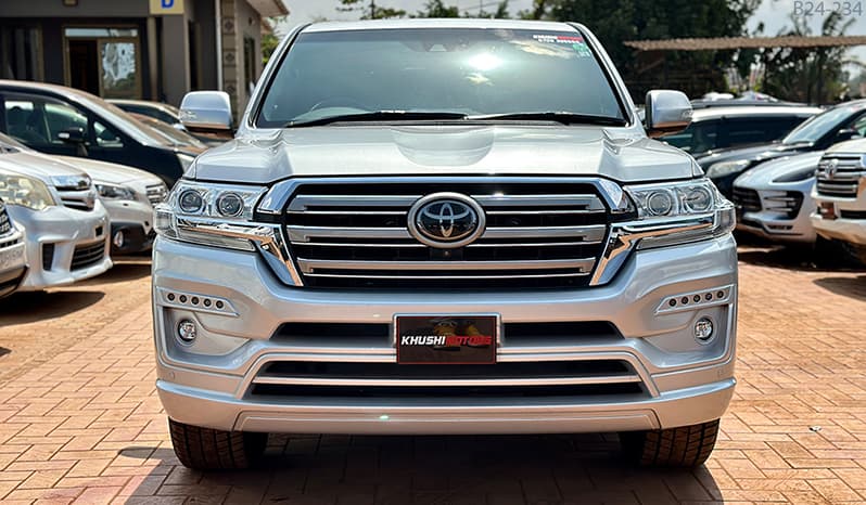 2018 Toyota Land Cruiser 200 image-1