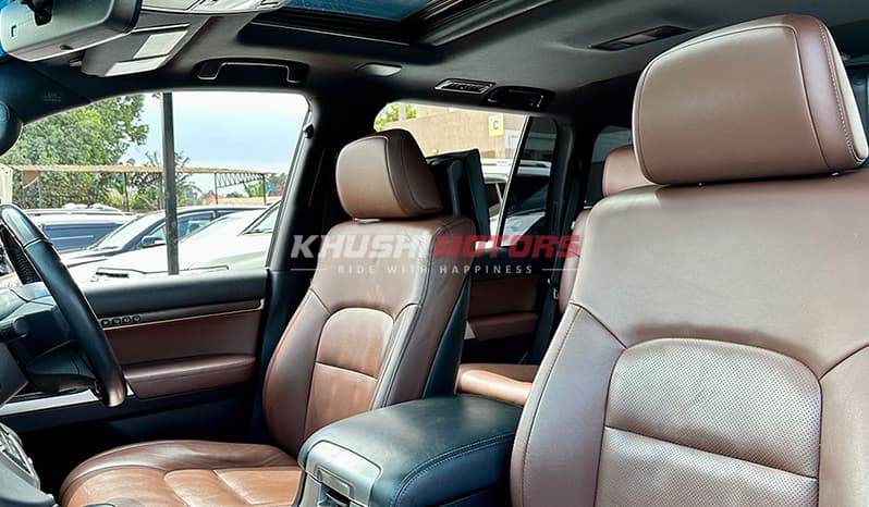 2018 Toyota Land Cruiser 200 image-9