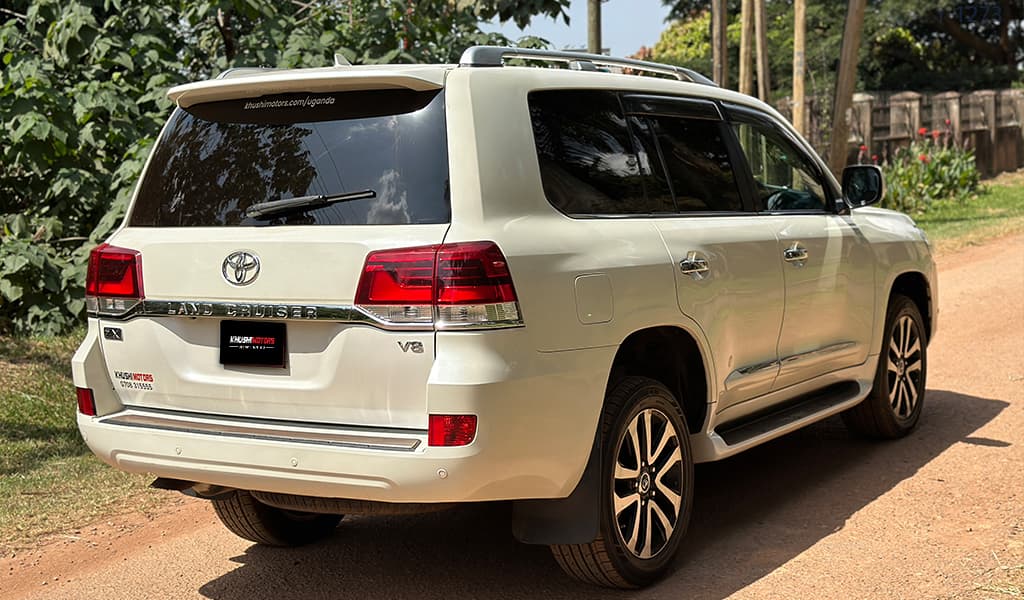 2009 Toyota Land Cruiser 200 image-6