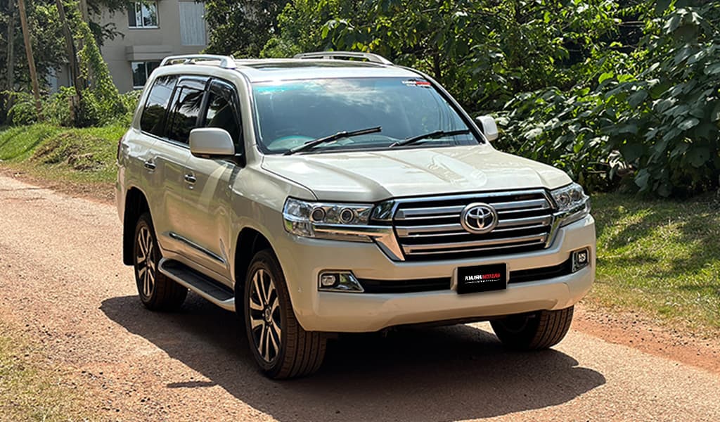 2009 Toyota Land Cruiser 200 image-11