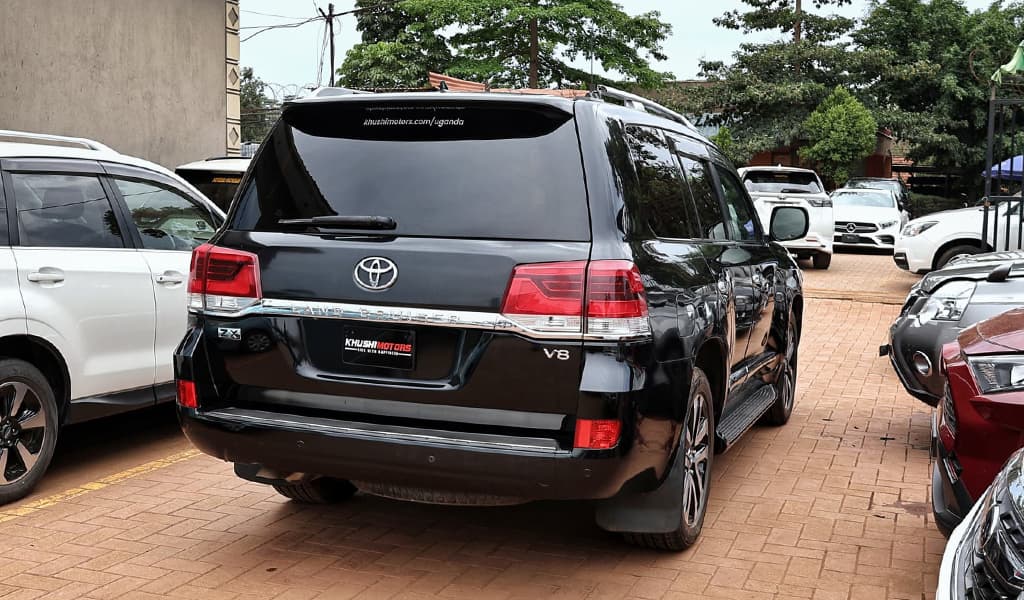 2009 Toyota Land Cruiser 200 image-15