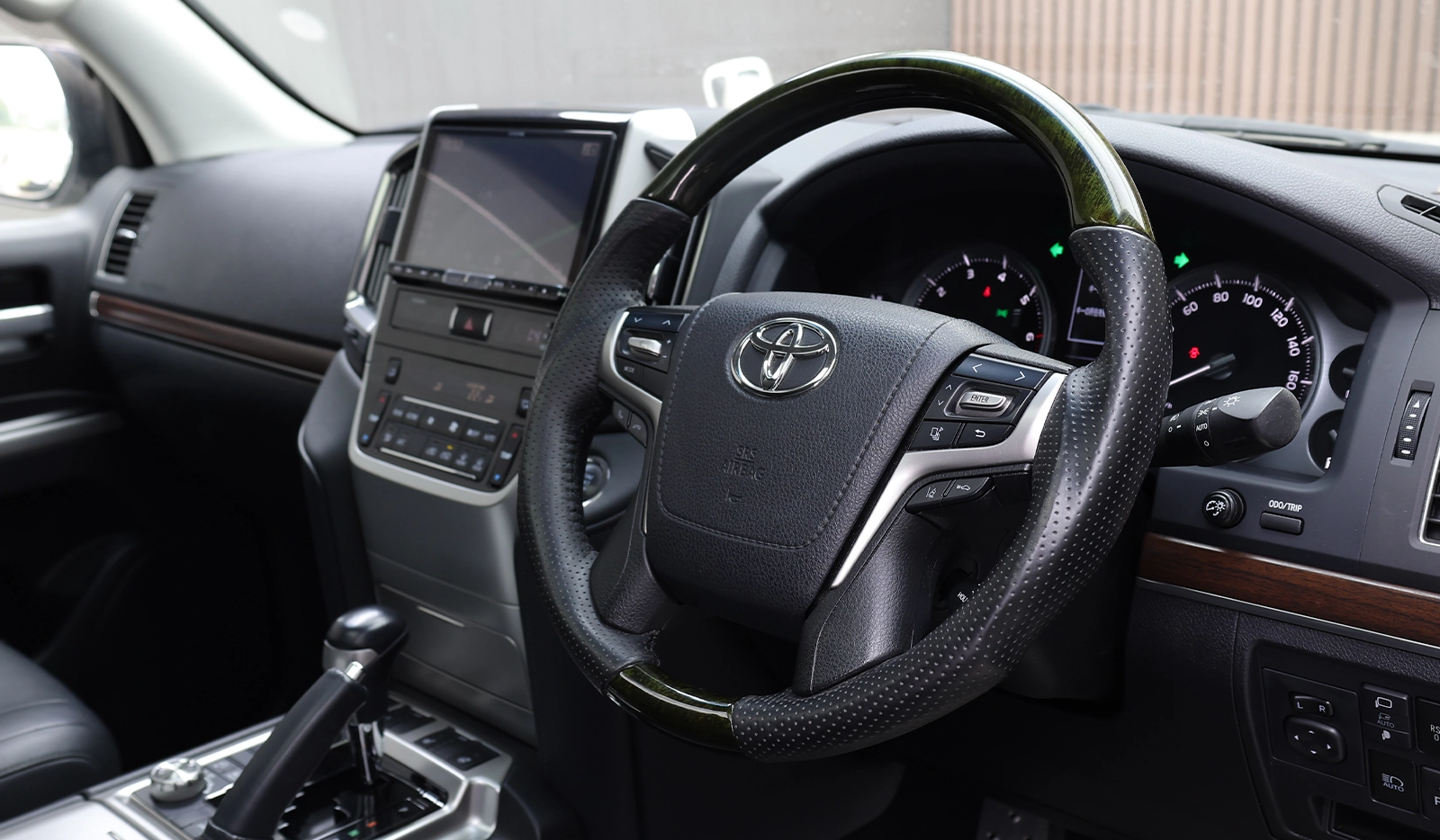 2017 Toyota Land Cruiser 200 AX-G Selection image-4