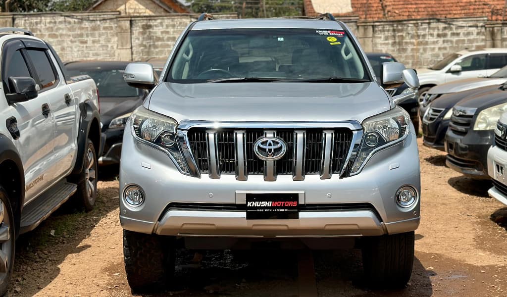 2017 Toyota Land Cruiser Prado image-10