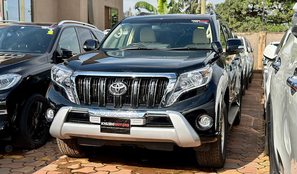 2015 Toyota Land Cruiser Prado image-3