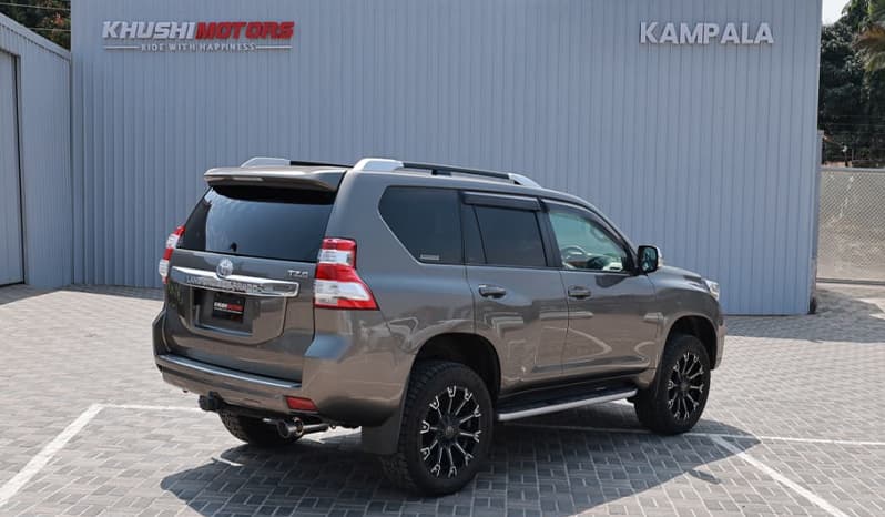 2016 Toyota Land Cruiser Prado image-11