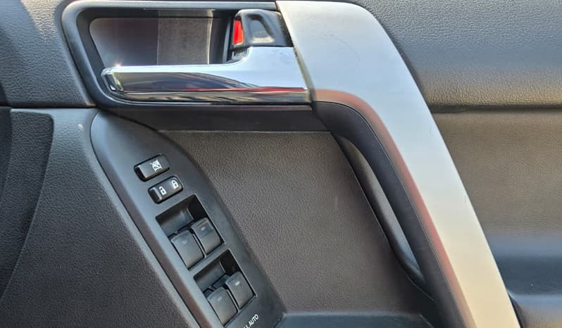 2016 Toyota Land Cruiser Prado image-14