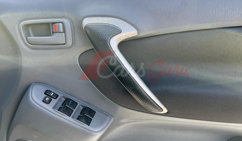 2000 Toyota RAV4 image-8