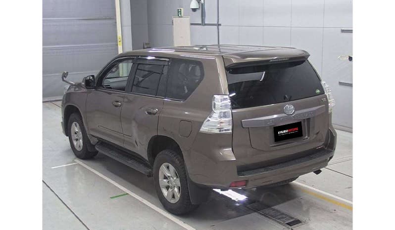 2016 Toyota Land Cruiser Prado image-5
