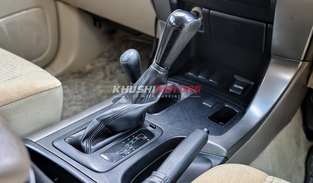 2009 Toyota Land Cruiser Prado TX image-13