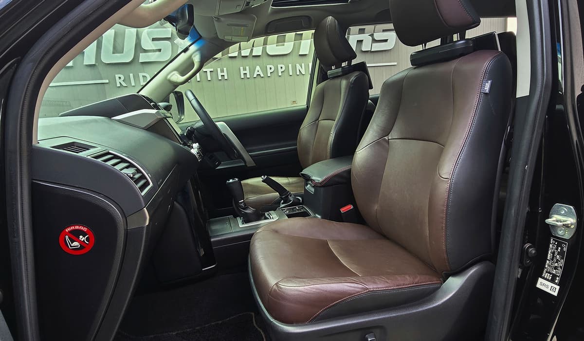 2017 Toyota Land Cruiser Prado TX-L G Frontier image-13
