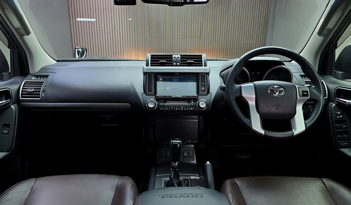2017 Toyota Land Cruiser Prado TX-L G Frontier image-14