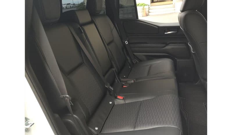2024 Toyota Land Cruiser Prado VX image-2