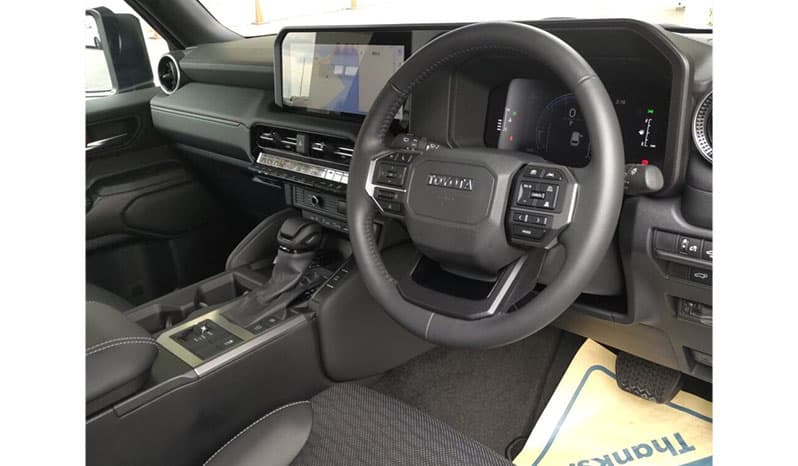 2024 Toyota Land Cruiser Prado VX image-3