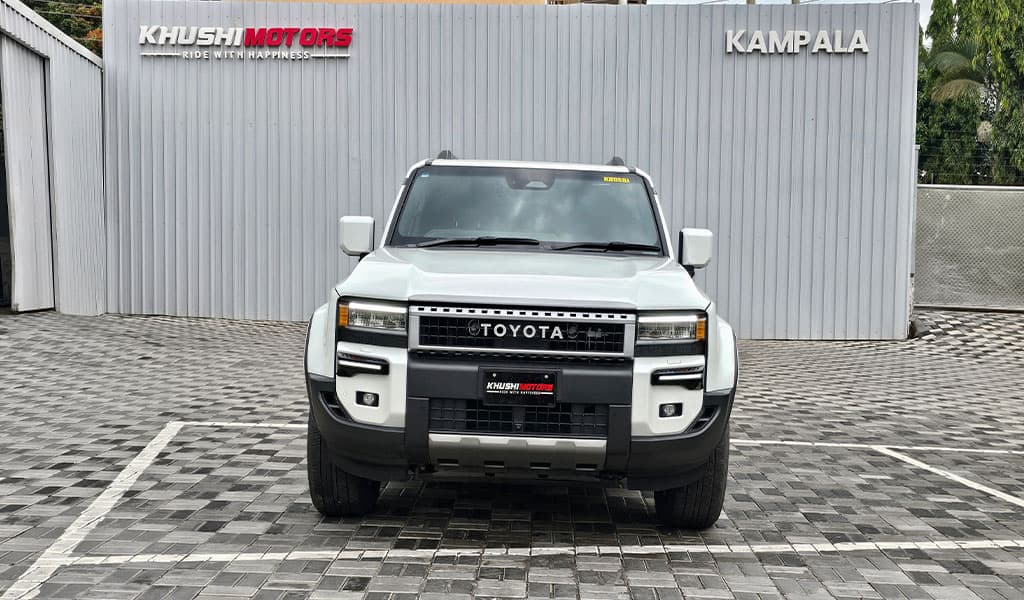 2024 Toyota Land Cruiser Prado VX image-17