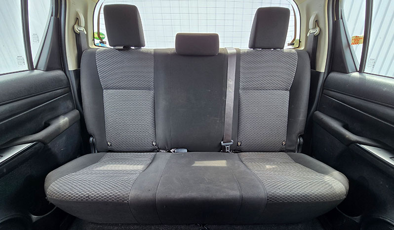 2017 Toyota Hilux X image-8