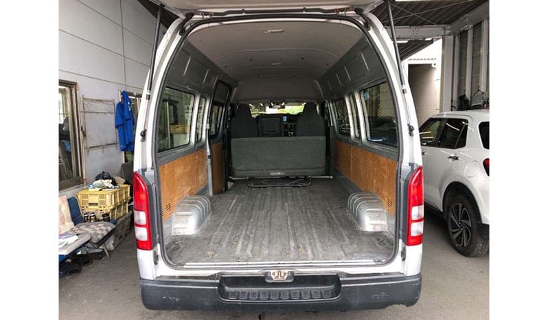 2012 Toyota Hiace DX image-2