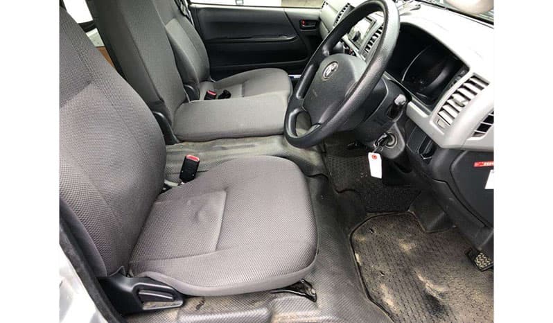 2012 Toyota Hiace DX image-3