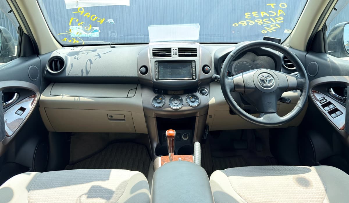 2007 Toyota Vanguard image-13