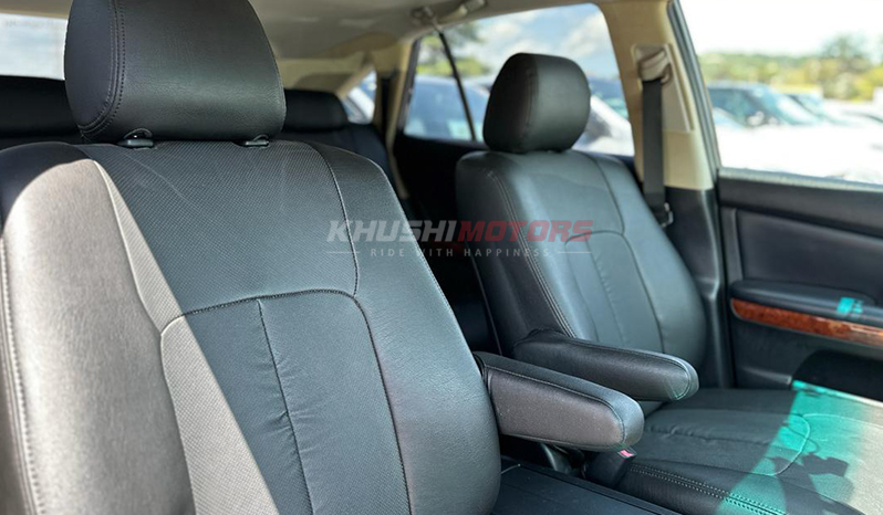 2011 Toyota Harrier image-4