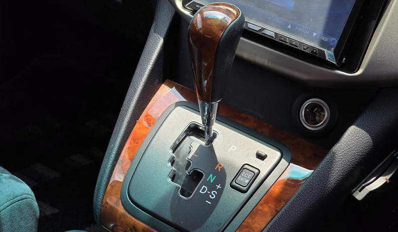 2012 Toyota Harrier image-16