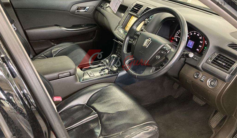 2008 Toyota Crown image-4