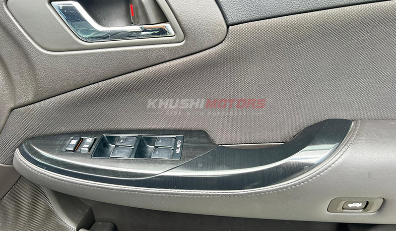 2008 Toyota Crown image-11