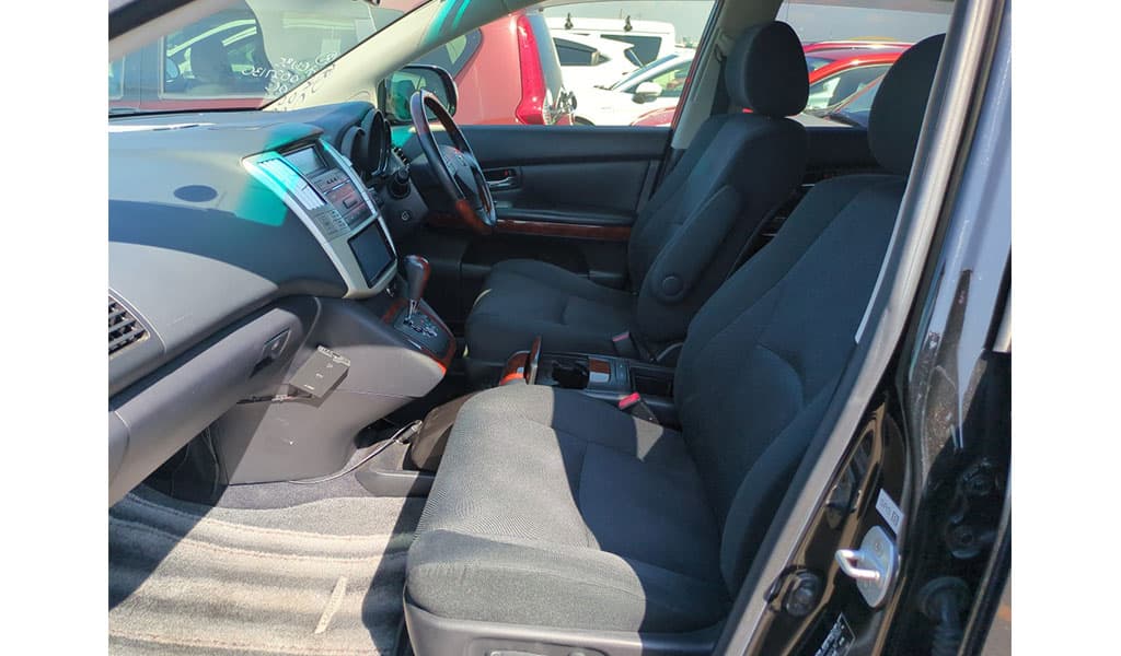 2012 Toyota Harrier image-8