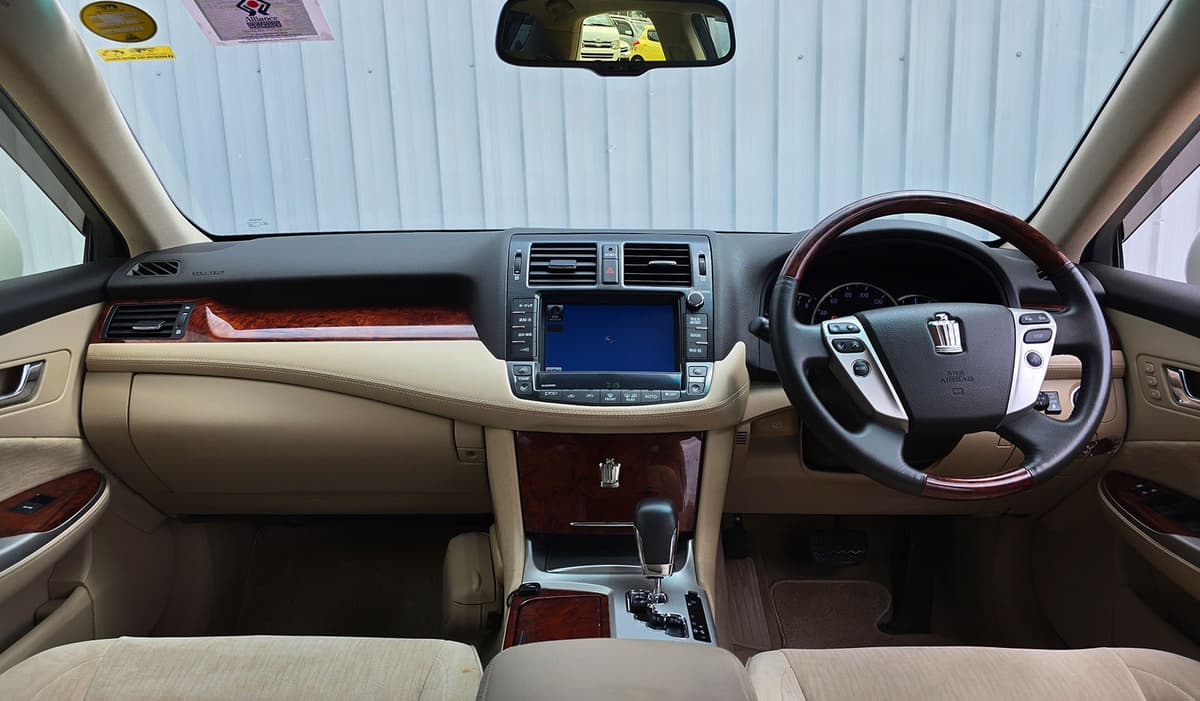 2012 Toyota Crown PREMIUM package 2.5 R/Saloon image-6