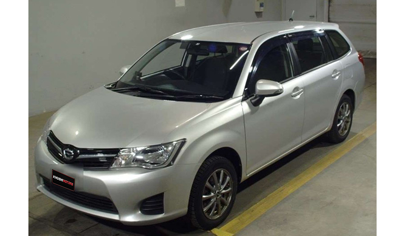 2015 Toyota Corolla Fielder image-7