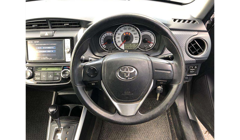2012 Toyota Corolla Fielder image-4