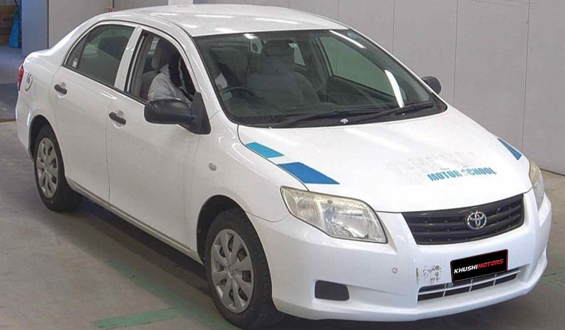 2011 Toyota Corolla Axio image-1