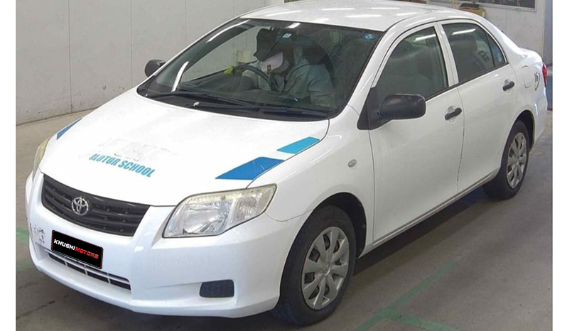 2011 Toyota Corolla Axio image-5