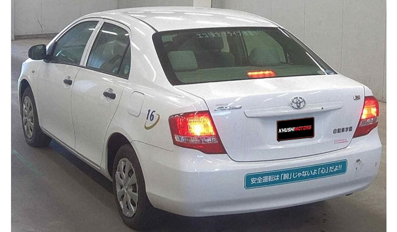 2011 Toyota Corolla Axio image-6