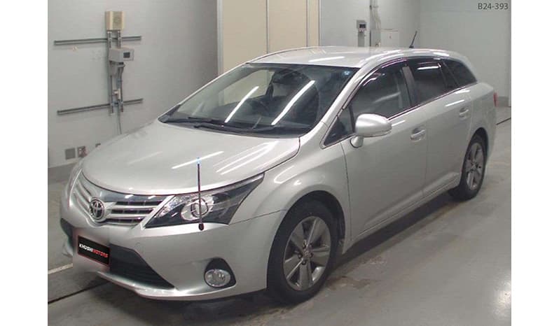 2017 Toyota Avensis image-9