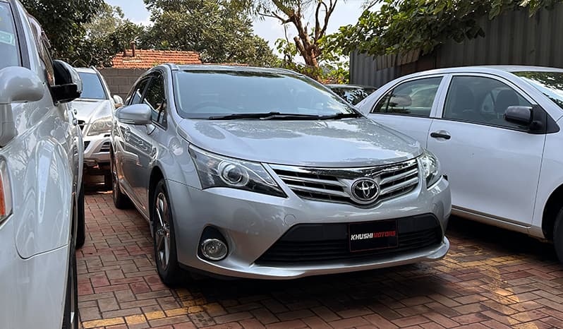 2017 Toyota Avensis image-13