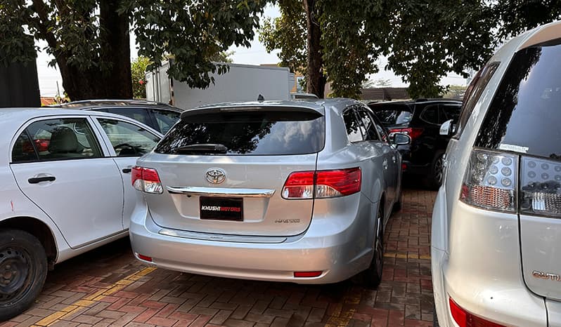 2017 Toyota Avensis image-15