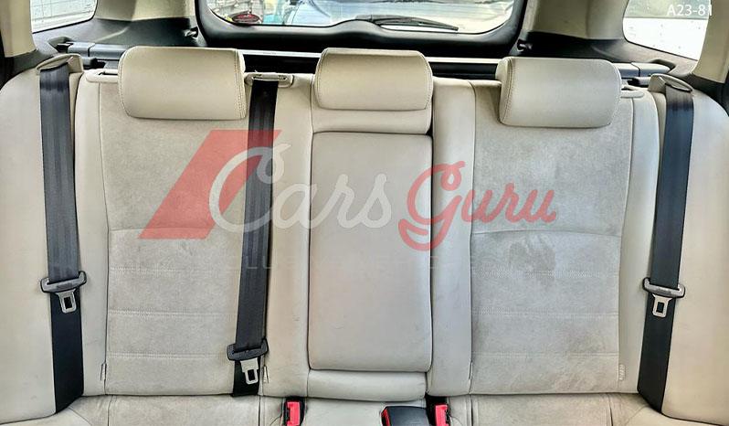 2015 Toyota Avensis image-6
